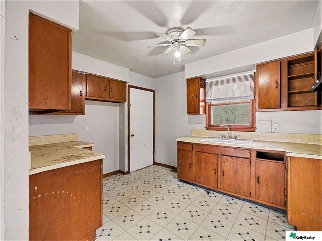 4508 Huntington Avenue, Omaha, NE 68152