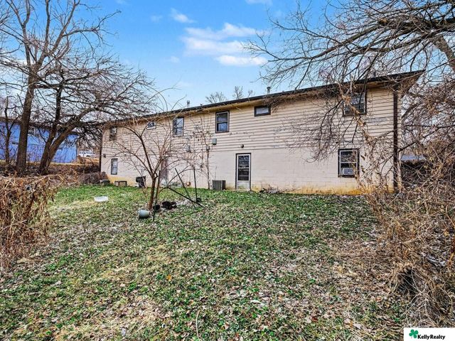 4508 Huntington Avenue, Omaha, NE 68152