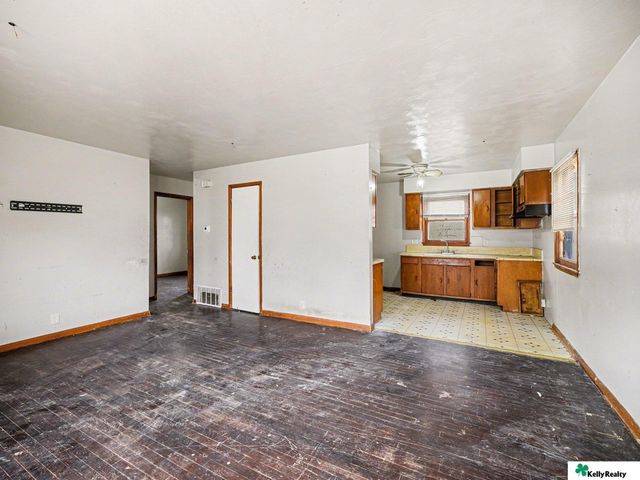 4508 Huntington Avenue, Omaha, NE 68152