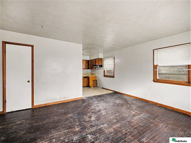 4508 Huntington Avenue, Omaha, NE 68152