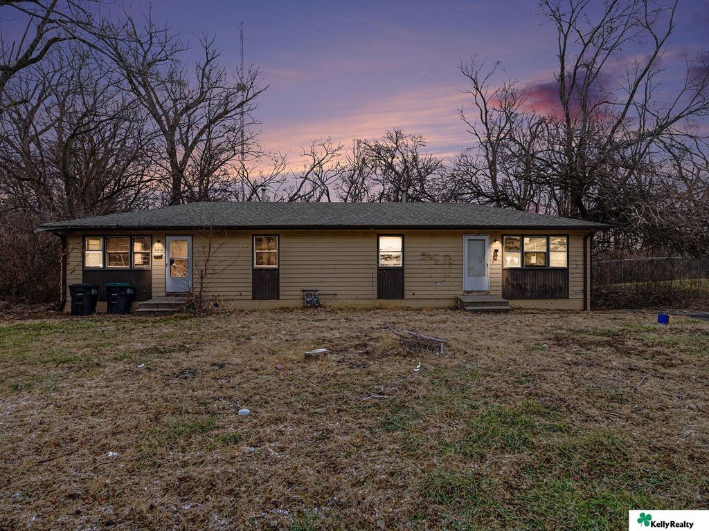 4508 Huntington Avenue, Omaha, NE 68152