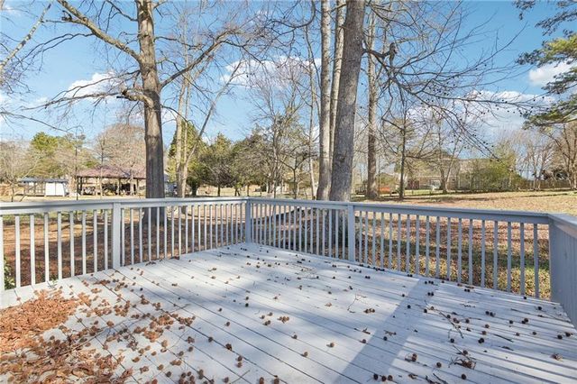 125 Sweet Bay Lane, Carrollton, GA 30116