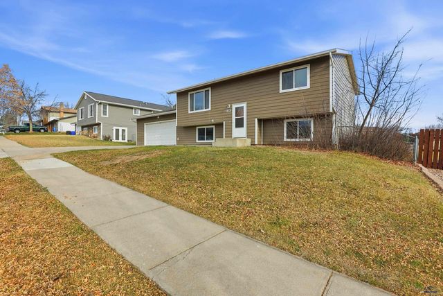 3616 IVY AVE, Rapid City, SD 57701
