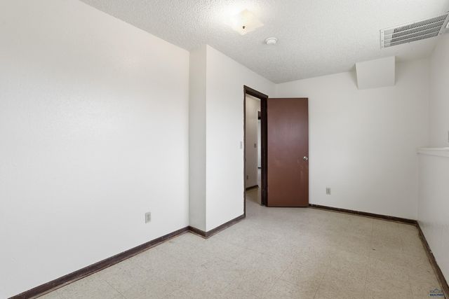 3616 IVY AVE, Rapid City, SD 57701