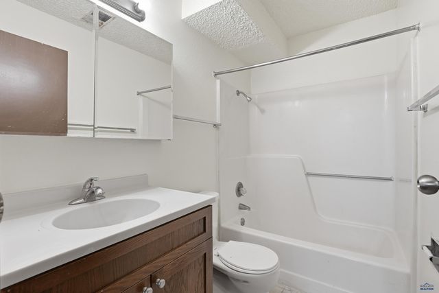 3616 IVY AVE, Rapid City, SD 57701