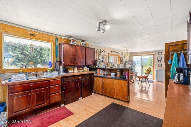 207 Happy Valley Ln, St. Maries, ID 83861