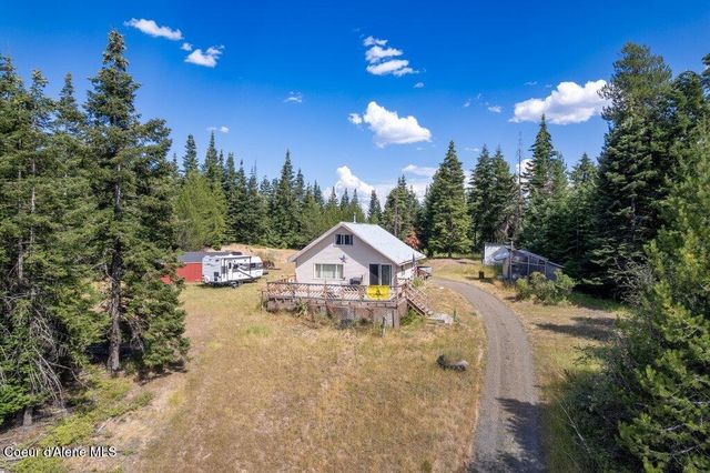 207 Happy Valley Ln, St. Maries, ID 83861