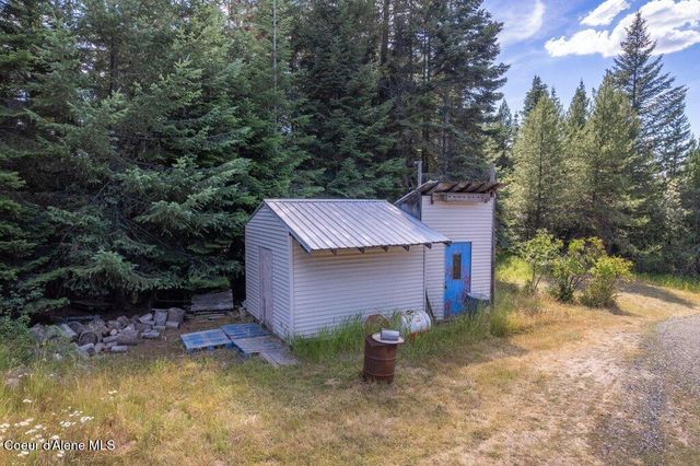207 Happy Valley Ln, St. Maries, ID 83861