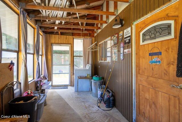 207 Happy Valley Ln, St. Maries, ID 83861