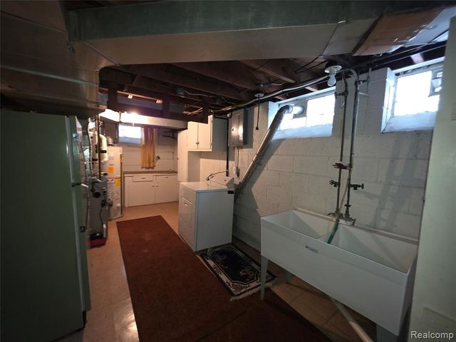 742 N York Street, Dearborn, MI 48128