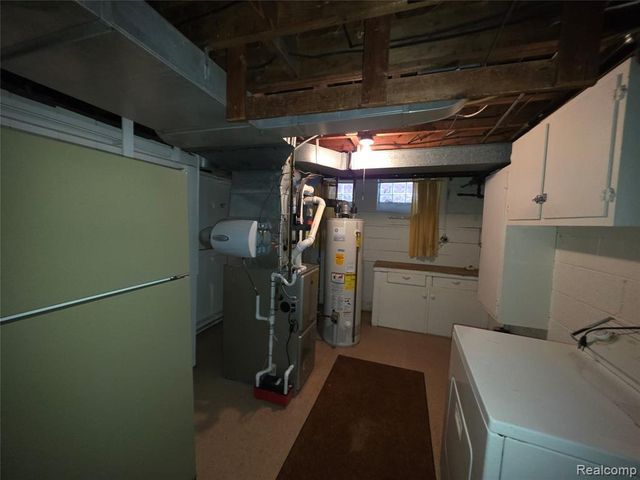 742 N York Street, Dearborn, MI 48128