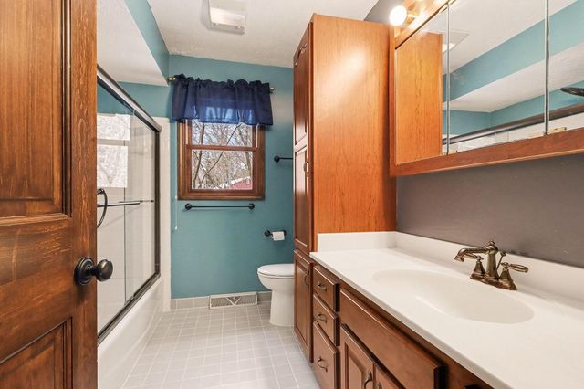 230 Aldersgate Drive, Portage City, MI 49024