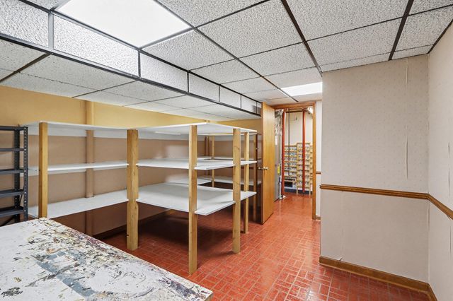 230 Aldersgate Drive, Portage City, MI 49024