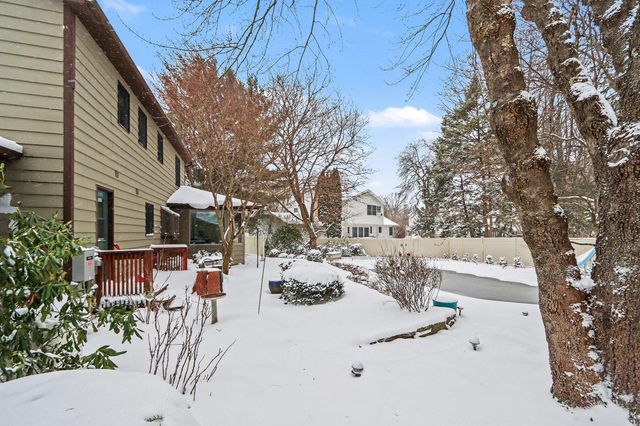 230 Aldersgate Drive, Portage City, MI 49024