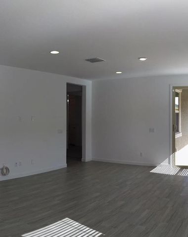2250 E Kelly Drive, Gilbert, AZ 85298