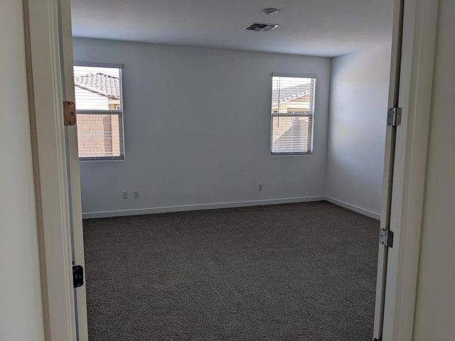 2250 E Kelly Drive, Gilbert, AZ 85298