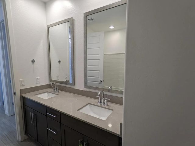 2250 E Kelly Drive, Gilbert, AZ 85298