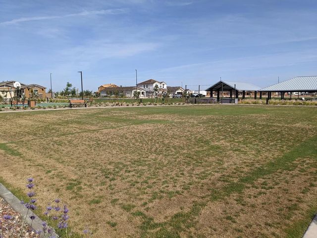 2250 E Kelly Drive, Gilbert, AZ 85298