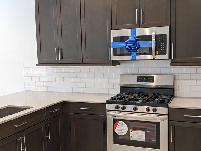 2250 E Kelly Drive, Gilbert, AZ 85298