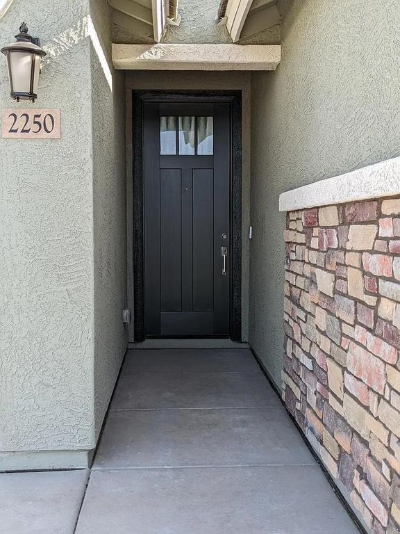 2250 E Kelly Drive, Gilbert, AZ 85298