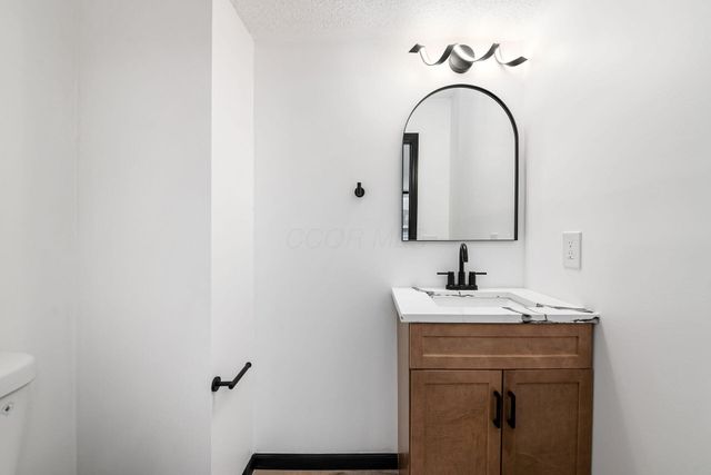 5932 Waterview Drive, Hilliard, OH 43026