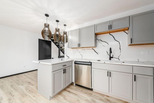 5932 Waterview Drive, Hilliard, OH 43026