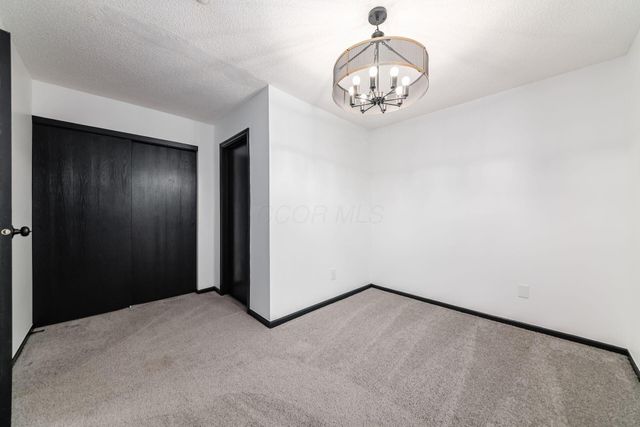 5932 Waterview Drive, Hilliard, OH 43026