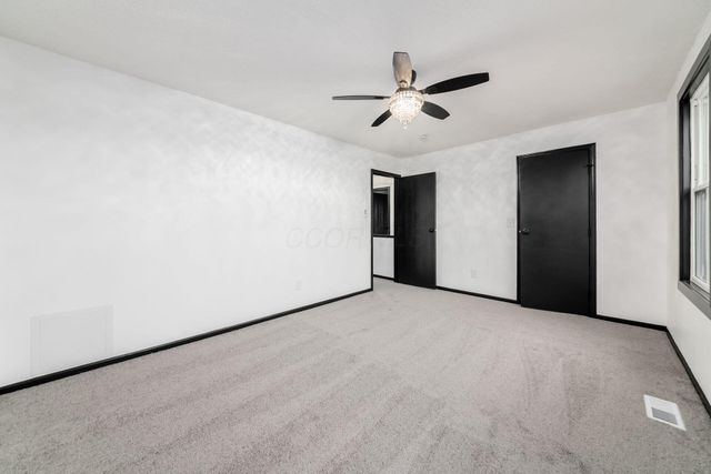 5932 Waterview Drive, Hilliard, OH 43026