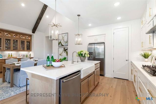 212 Missouri Primrose Lane, San Marcos, TX 78666