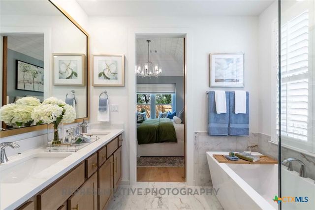 212 Missouri Primrose Lane, San Marcos, TX 78666