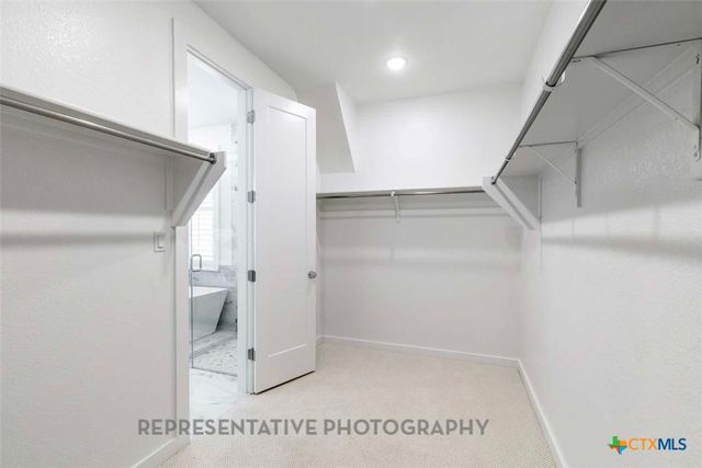 212 Missouri Primrose Lane, San Marcos, TX 78666