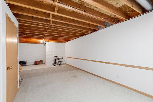 1451 Dover Bay Drive, Clive, IA 50325