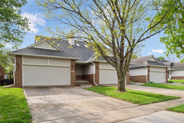 1451 Dover Bay Drive, Clive, IA 50325