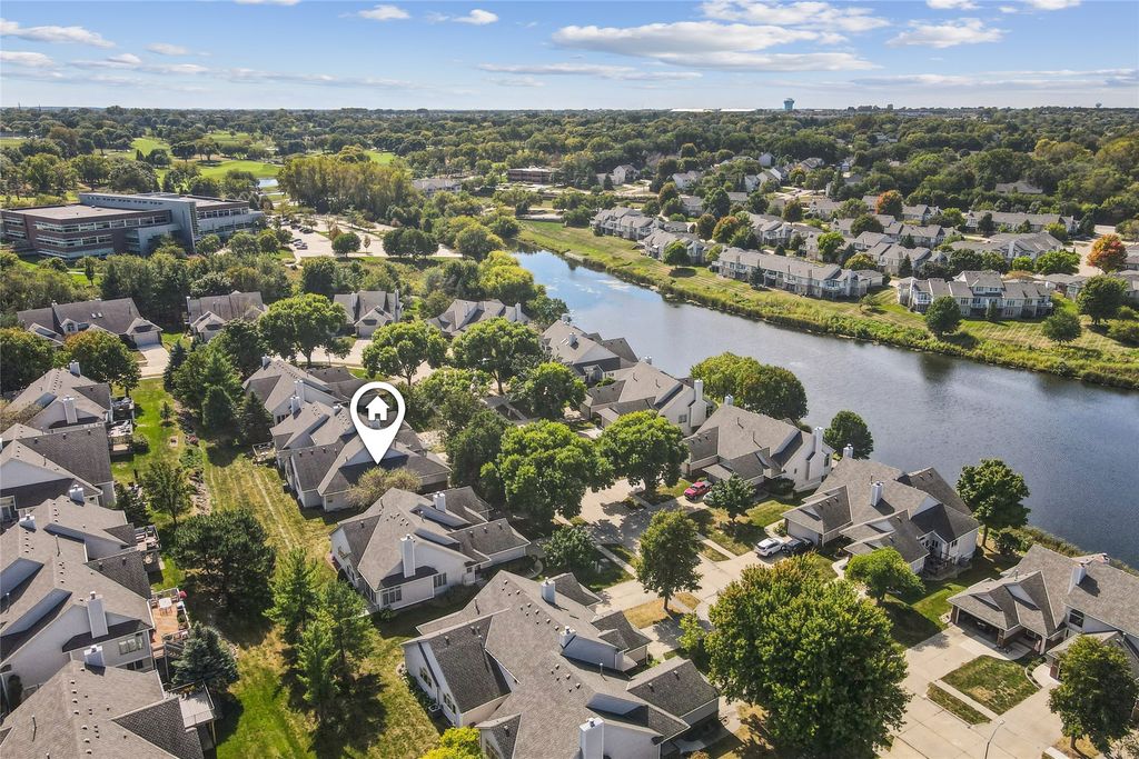 1451 Dover Bay Drive, Clive, IA 50325