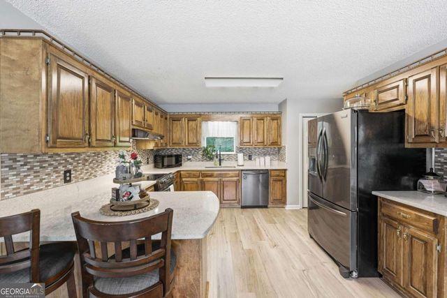 3958 Pointe N, Gainesville, GA 30506