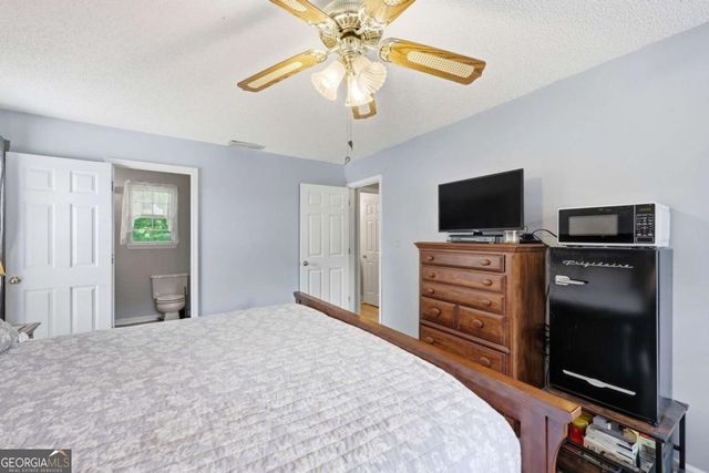 3958 Pointe N, Gainesville, GA 30506