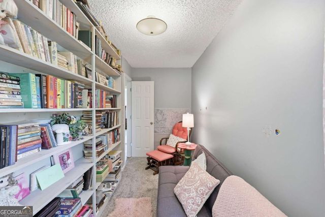 3958 Pointe N, Gainesville, GA 30506