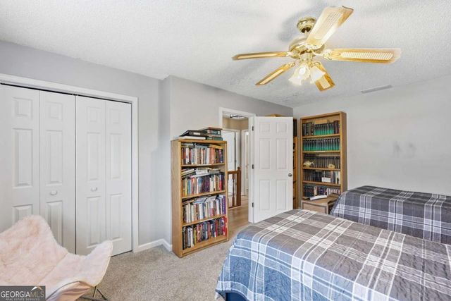 3958 Pointe N, Gainesville, GA 30506