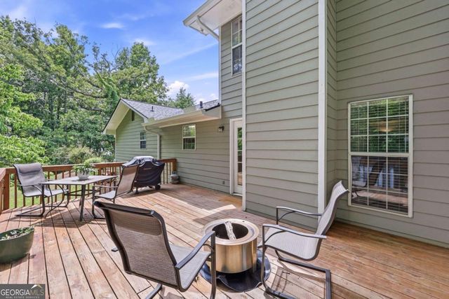 3958 Pointe N, Gainesville, GA 30506