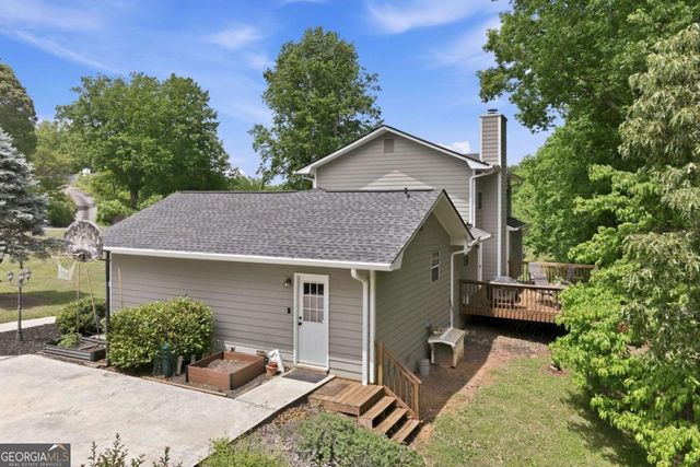 3958 Pointe N, Gainesville, GA 30506