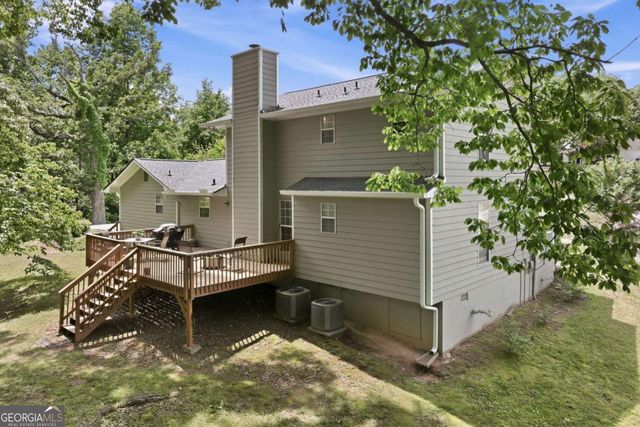 3958 Pointe N, Gainesville, GA 30506