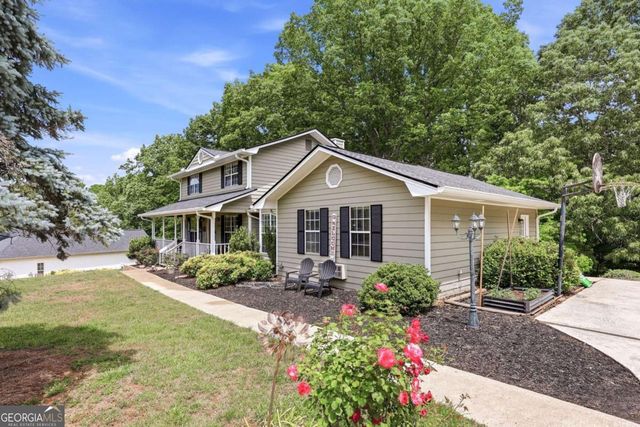 3958 Pointe N, Gainesville, GA 30506