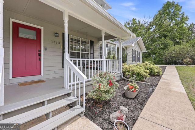 3958 Pointe N, Gainesville, GA 30506