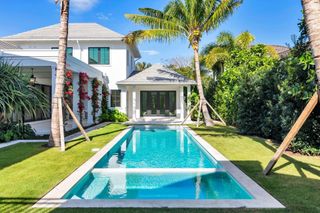 215 Summa Street, West Palm Beach, FL 33405