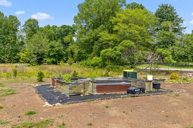 77 Homer Layne Road, Tracy City, TN 37387