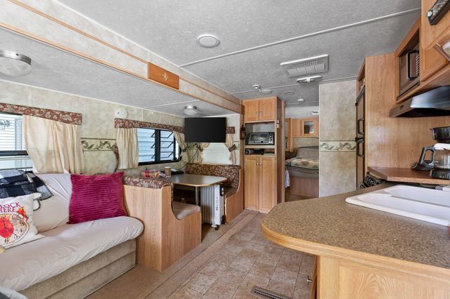 77 Homer Layne Road, Tracy City, TN 37387