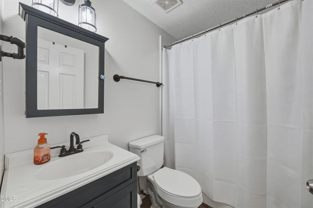 109 Luxon Place, Cary, NC 27513