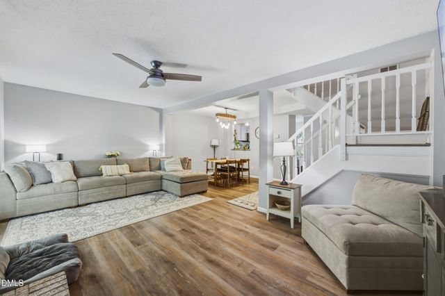 109 Luxon Place, Cary, NC 27513