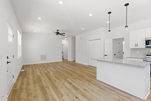 924 E Davis Street, Burlington, NC 27215