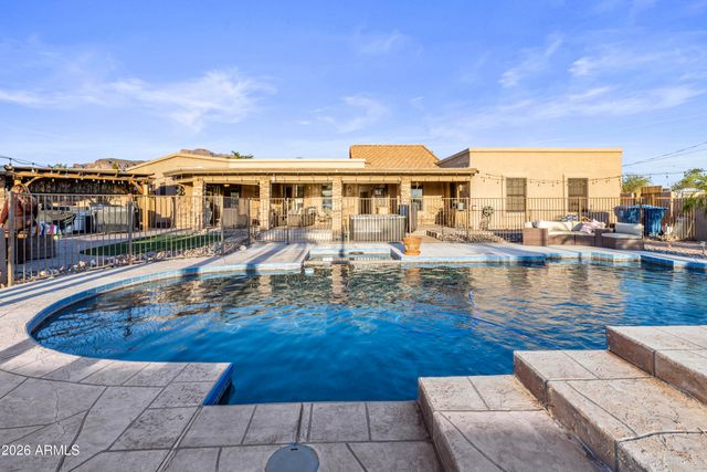 2272 S GERONIMO Road, Apache Junction, AZ 85119